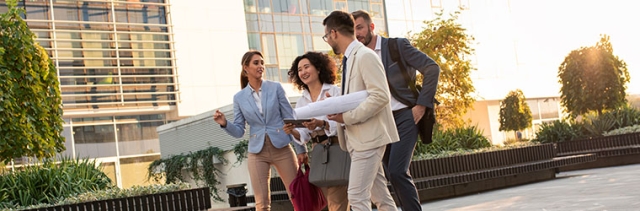 Colleagues walking to a meeting 760