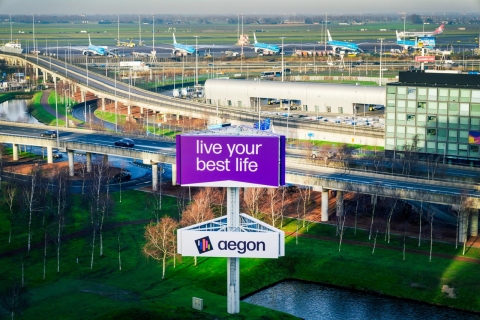Aegon mast at WTC Schiphol in daylight